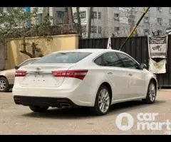 2013 Foreign-used Toyota Avalon XLE