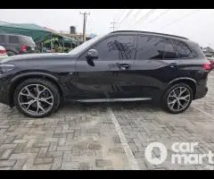 Foreign Use 2021 BMW X6