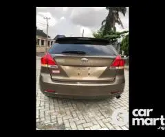 2011 Foreign Used Toyota Venza