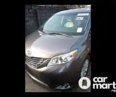 Foreign Used 2014 Toyota Sienna Full Option