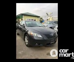 2009 Foreign-used Toyota Camry LE