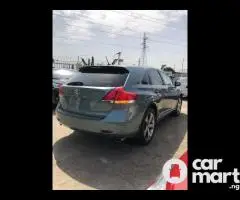 Foreign-used 2010 Toyota Venza