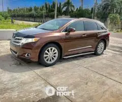 Foreign used 2010 Toyota Venza