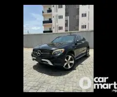 Tokunbo 2019 Mercedes Benz GLC300 (Coupe)