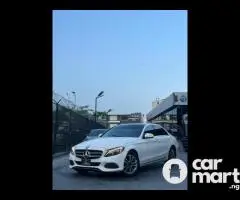 Pre-Owned 2015 Mercedes Benz C300