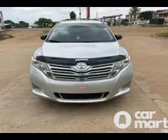 Clean 2010 Toyota VENZA With Tesla Screen And Thumbstart