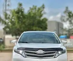 Super clean 2015 Toyota Venza
