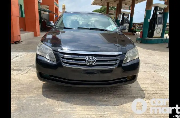 Clean 2008 Toyota Avalon Limited