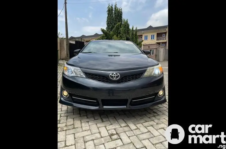 2013 Foreign-used Toyota Camry Sport