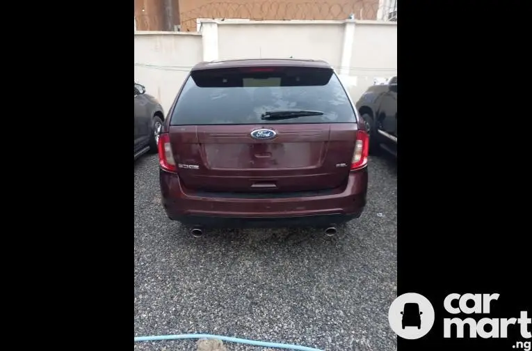 Pre-owned 2011 Ford Edge SEL With DVD, Panoramic And Reverse Camera