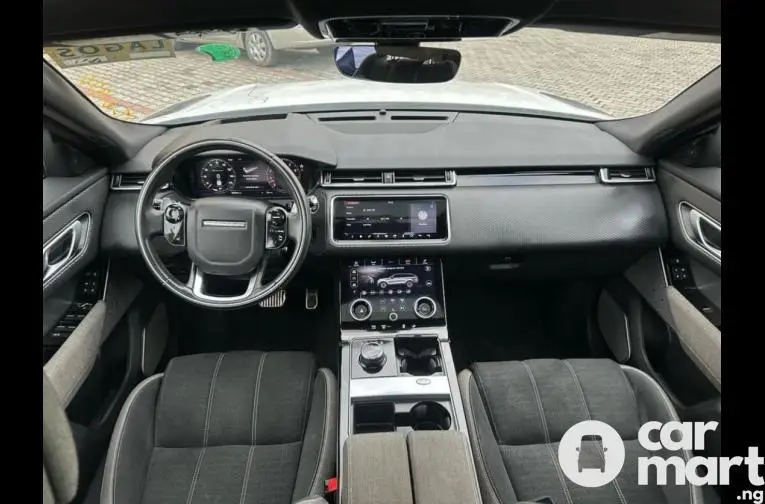 Tokunbo 2019 Range Rover Velar (P380) HSE