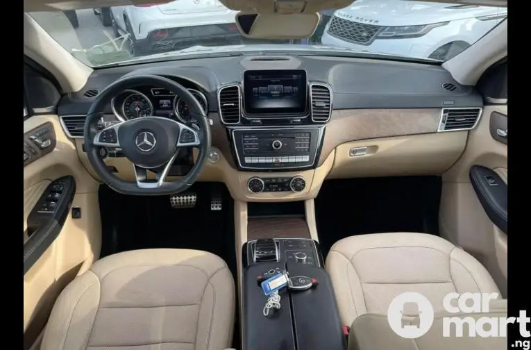 Tokunbo 2016 Mercedes Benz GLE450