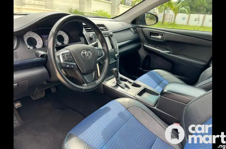 DIRECT FOREIGN USED 2016 TOYOTA CAMRY SE