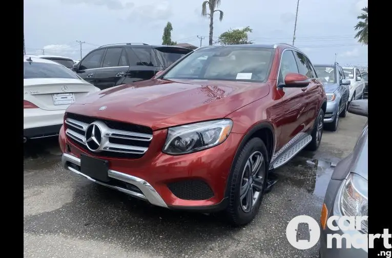 Foreign Used 2017 Mercedes Benz glc300