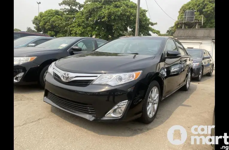 Foreign Used 2013 Toyota Camry xle