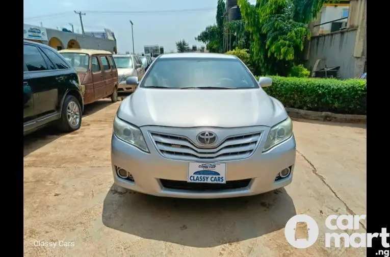 Super Clean 2010  Toyota Camry Muscle