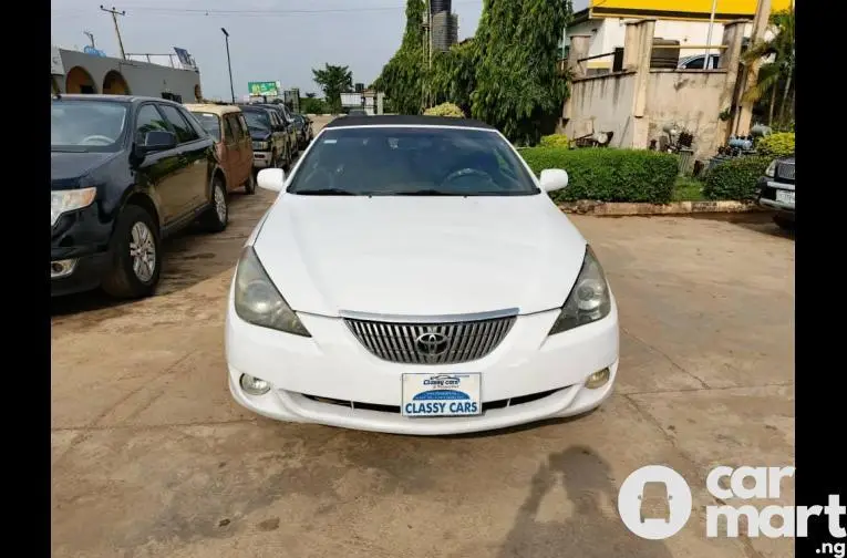 Super Clean Toyota Solara 2006