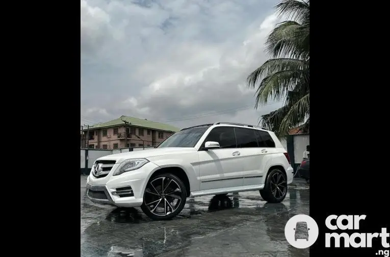 Tokunbo 2013 Mercedes Benz GLK350