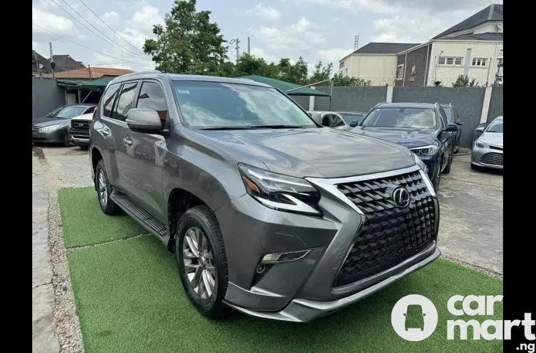 Pre-owned 2010 Lexus GX460 upgraded to 2020