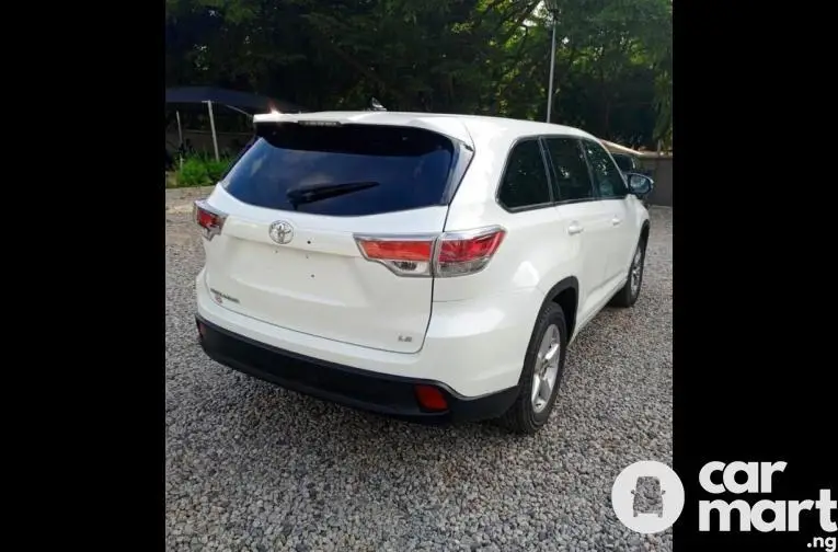 Foreign used 2016 Toyota Highlander