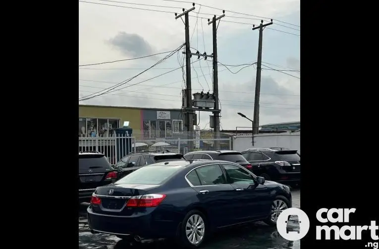 Pre-Owned 2013 Honda Accord