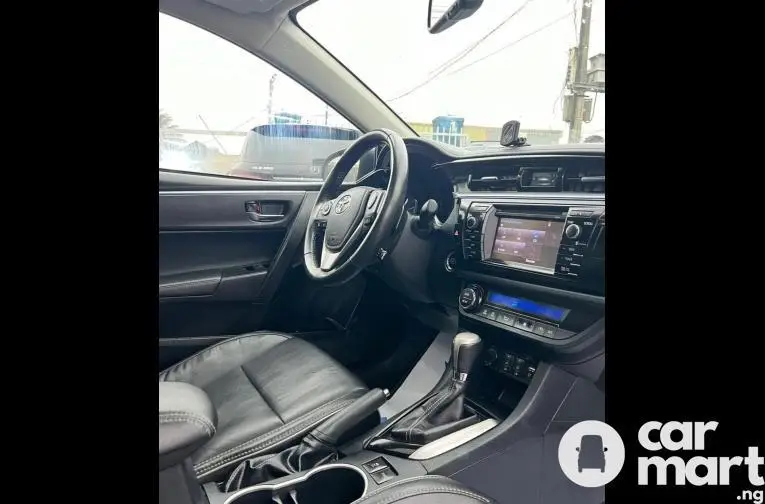 Tokunbo 2017 Toyota Corolla S