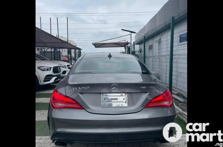 Tokunbo 2015 Mercedes Benz CLA250 (Sport)