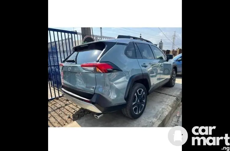 2020 Toyota RAV4