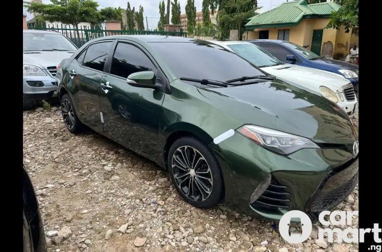 Toyota Corolla 2014 UPGRADE 2017