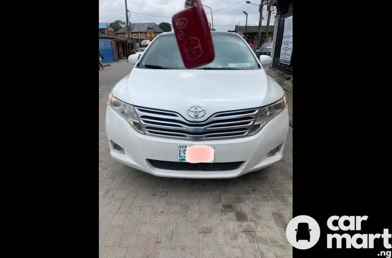 Belgium Grade 2010 Toyota Venza AWD Full Option