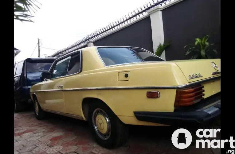 1974 Mercedes Benz 280c