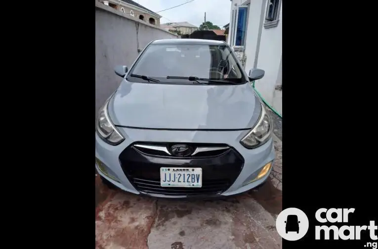 Super Clean 2013 Hyundai Accent With Android Screen