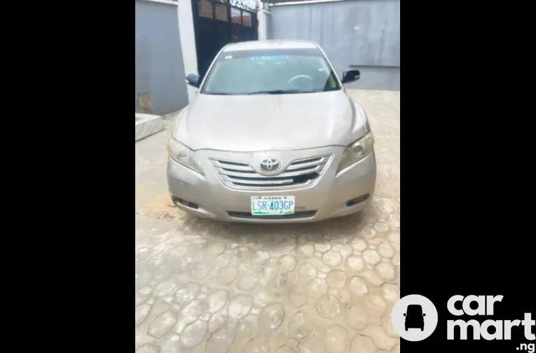 Toyota Camry hybrid 2007