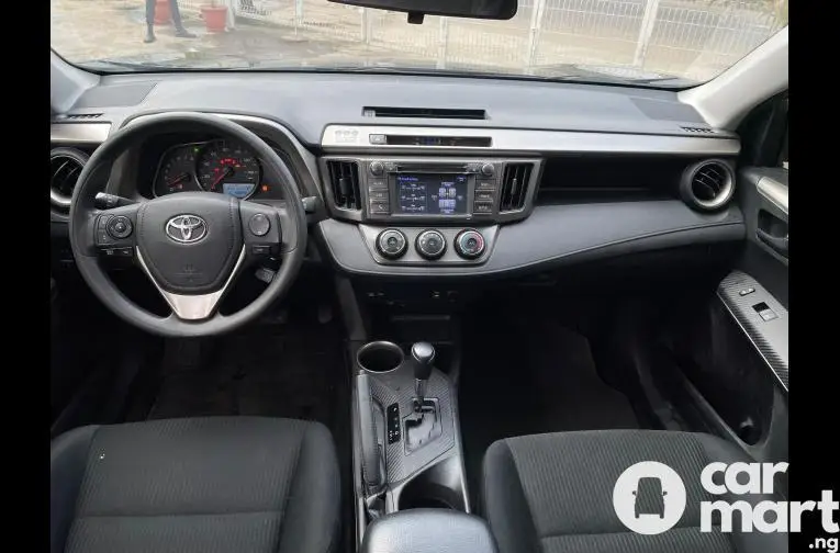 2015 Foreign-used Toyota RAV4 LE