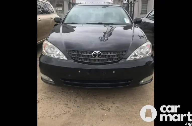 Toyota Camry 2004