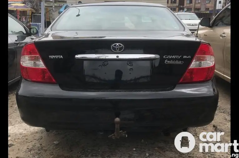 Toyota Camry 2004