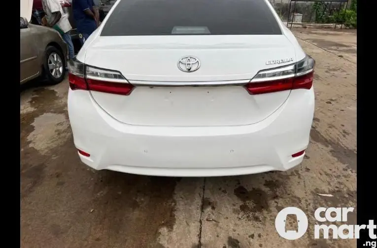 Toyota Corolla 2017 Altis