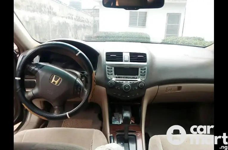 Used Honda accord 2007 model