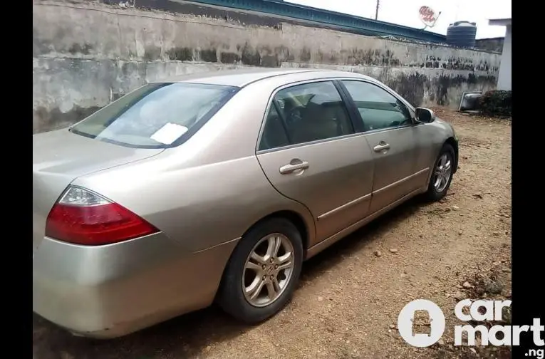 Used Honda accord 2007 model