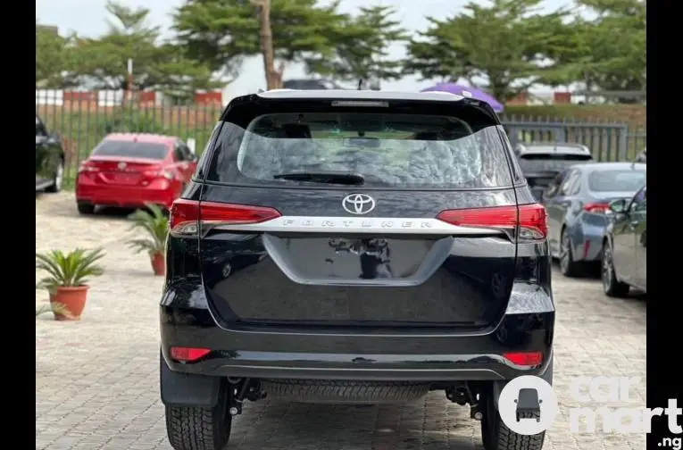 BRAND NEW 2024 TOYOTA FORTUNER