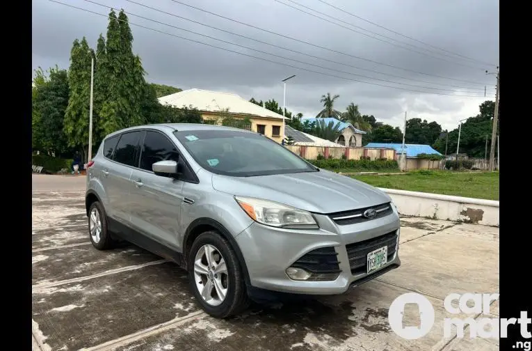 WAS BOUGHT BRAND NEW 2013 FORD ESCAPE