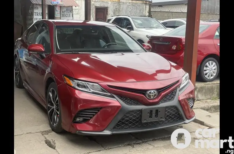 Foreign Used 2020 Toyota camry