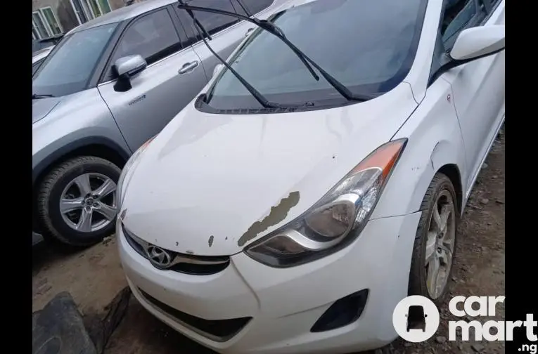 Used Hyundai Elantra 2012