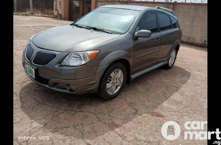 Used PONTIAC VIBE 2005