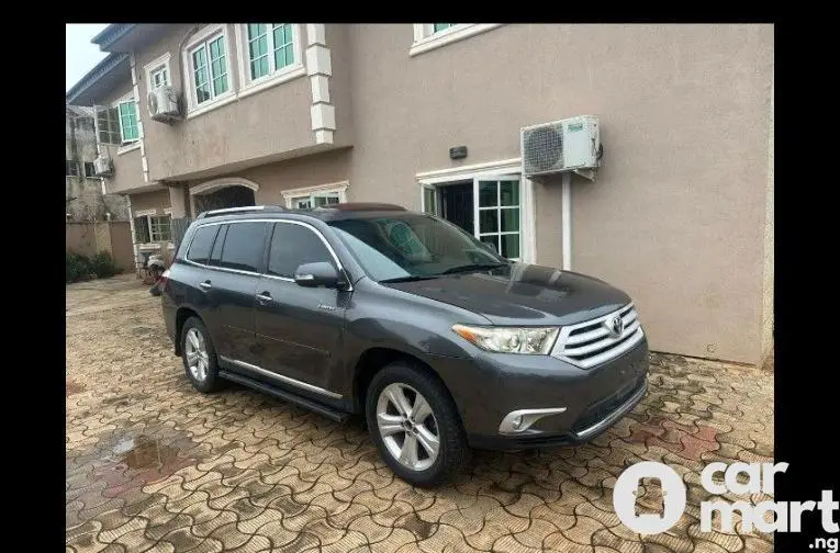 Used Toyota Highlander 2010