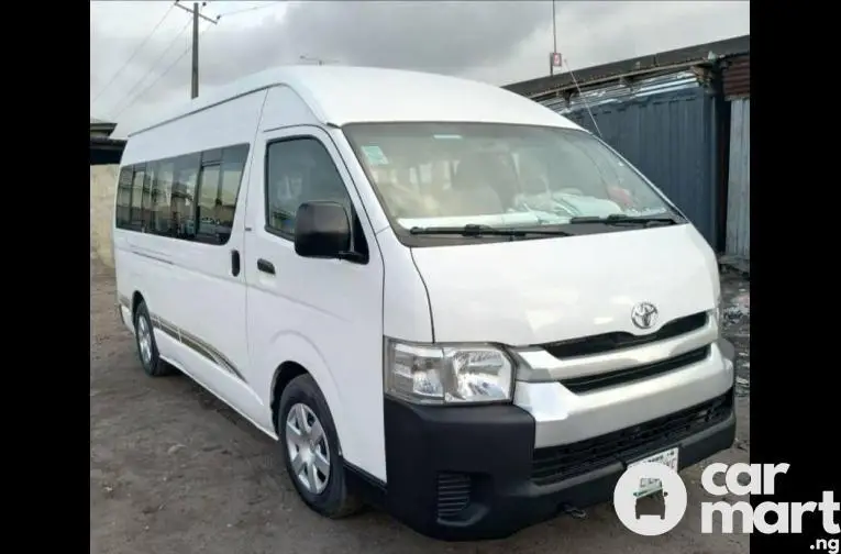 Used Toyota Hummer Bus 2013