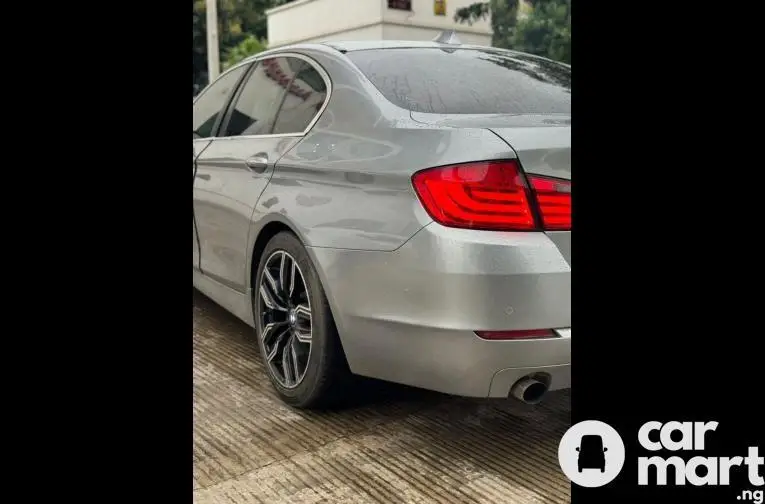 SUPER CLEAN 2012 BMW 5 SERIES - 4