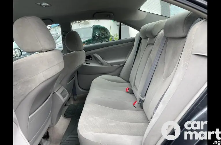 Foreign Used 2009 Toyota Camry LE