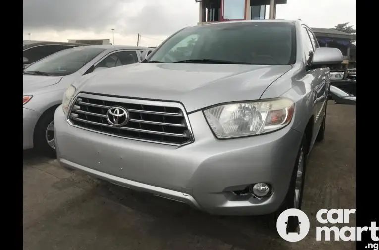 Foreign Used 2010 Toyota highlander - 1