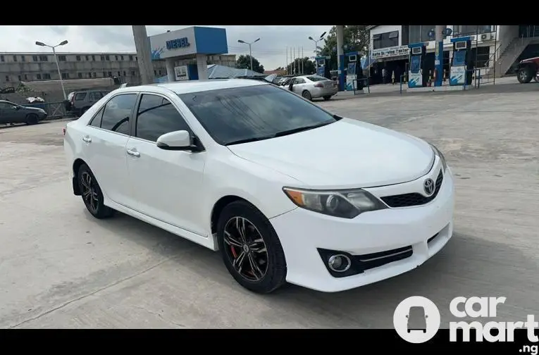 2012 Toyota Camry Sport